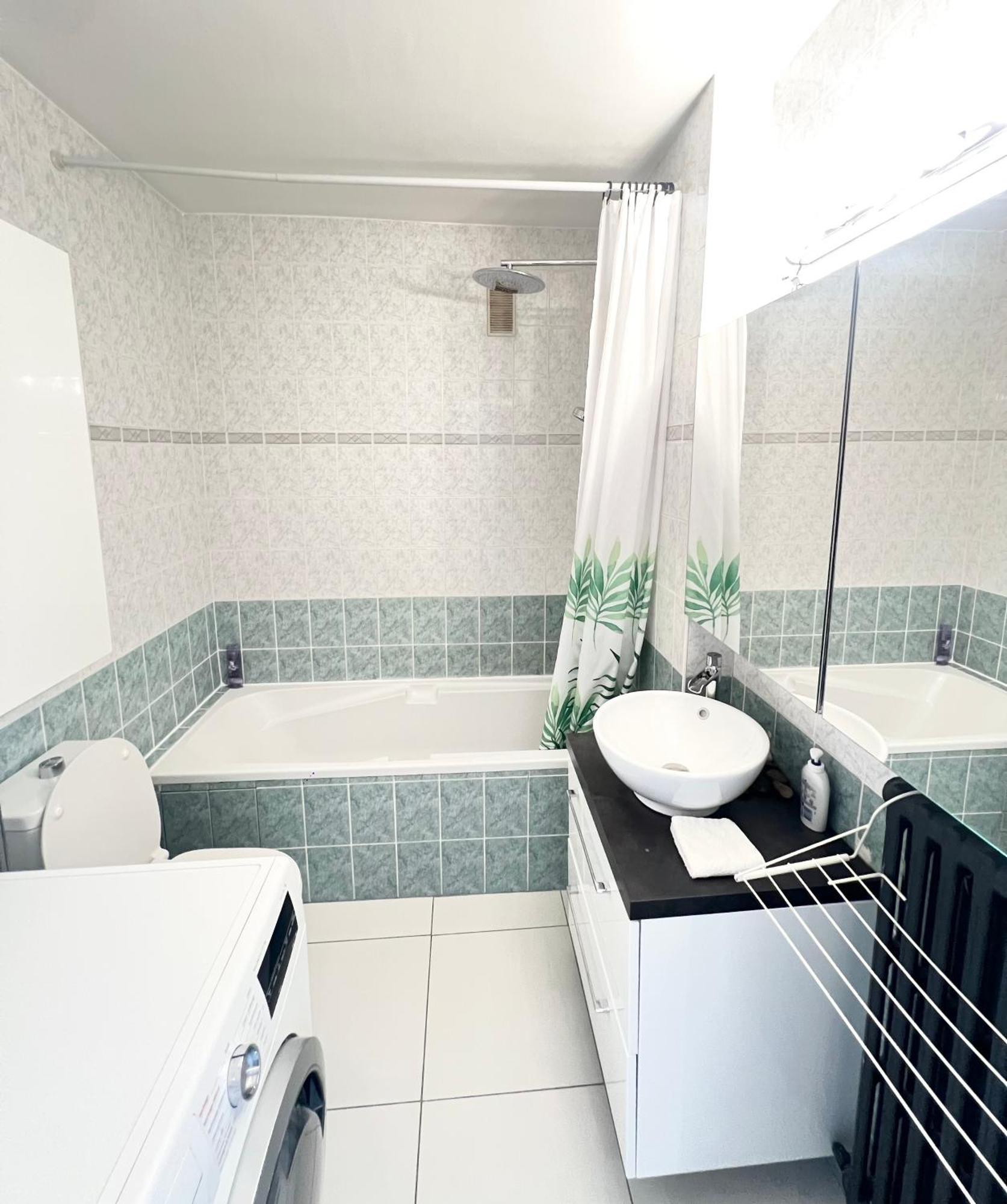 Apartment Like Home Arc De Triomphe, Champs Elysees, Tour Eiffel Parigi Esterno foto